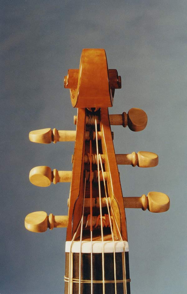 viola da gamba scroll
